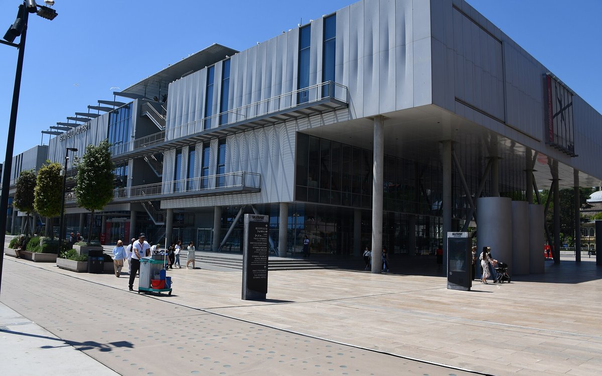 Renzo Piano's silver-clad Istanbul Modern stands on the Karaköy waterfront beside the Bosphorus.