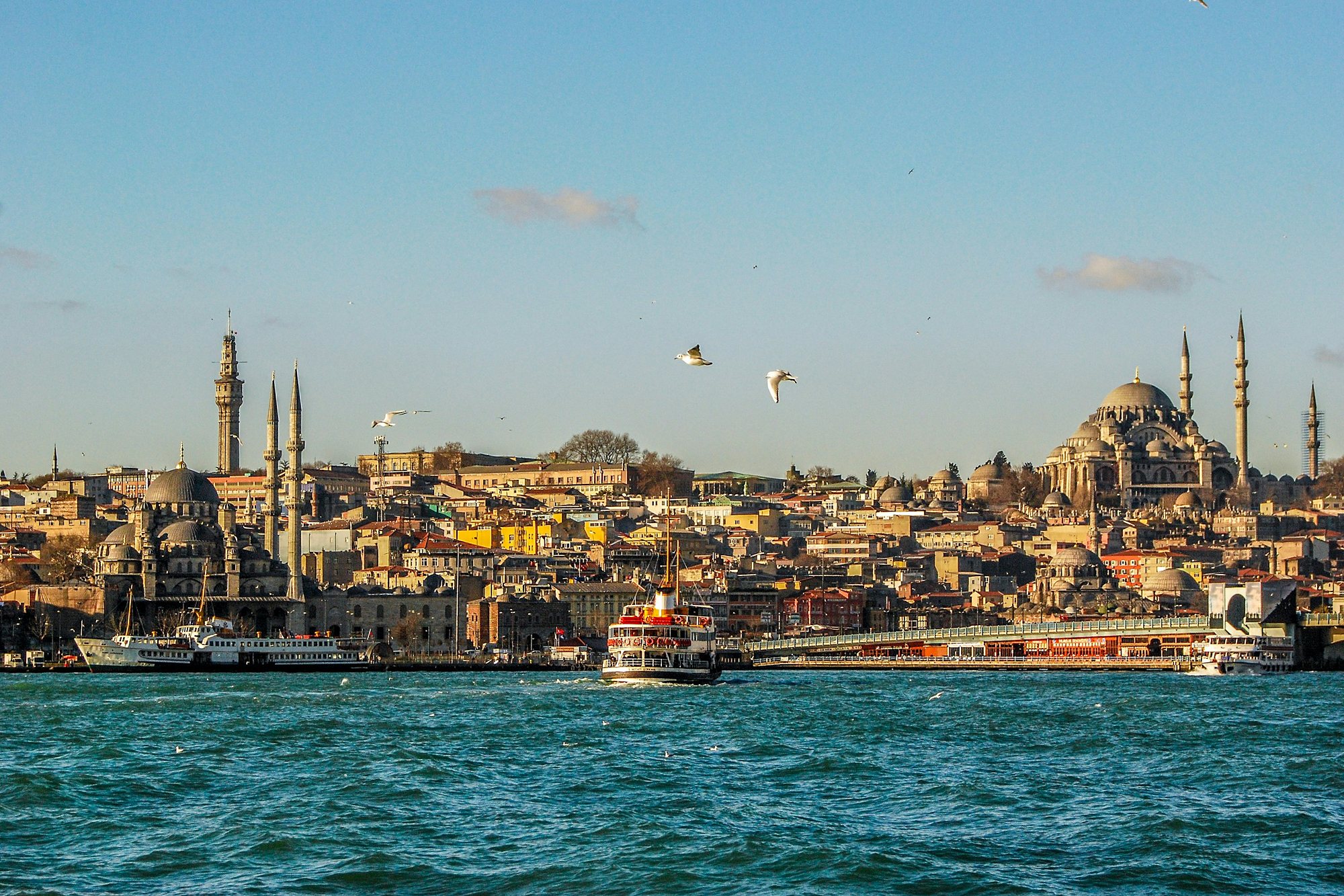 A ferry on the Golden Horn below the Süleymaniye Mosque and the old city