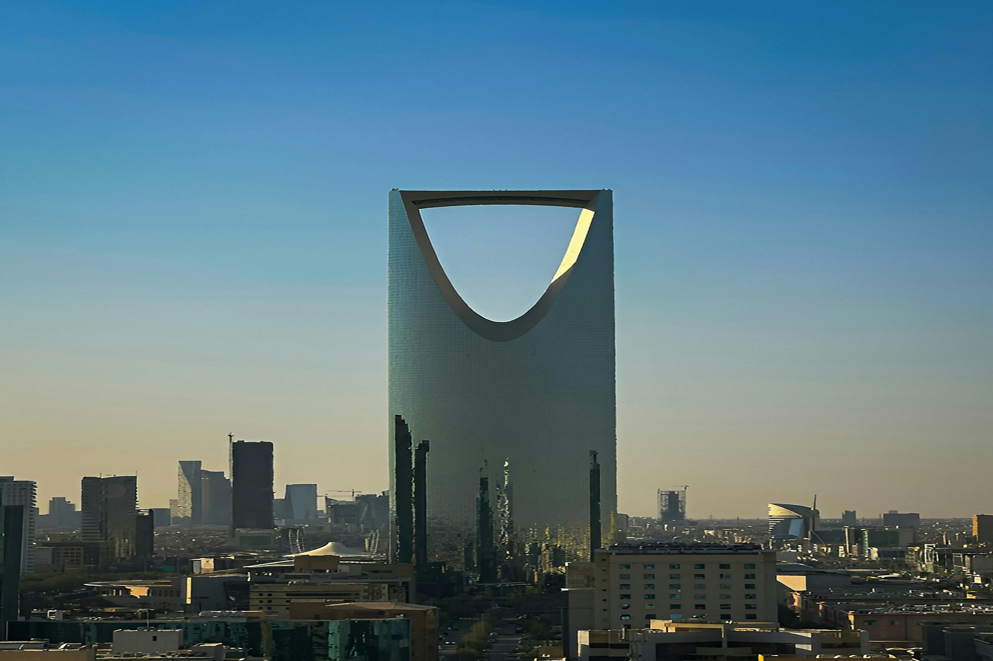The Kingdom Centre at sunset, Riyadh